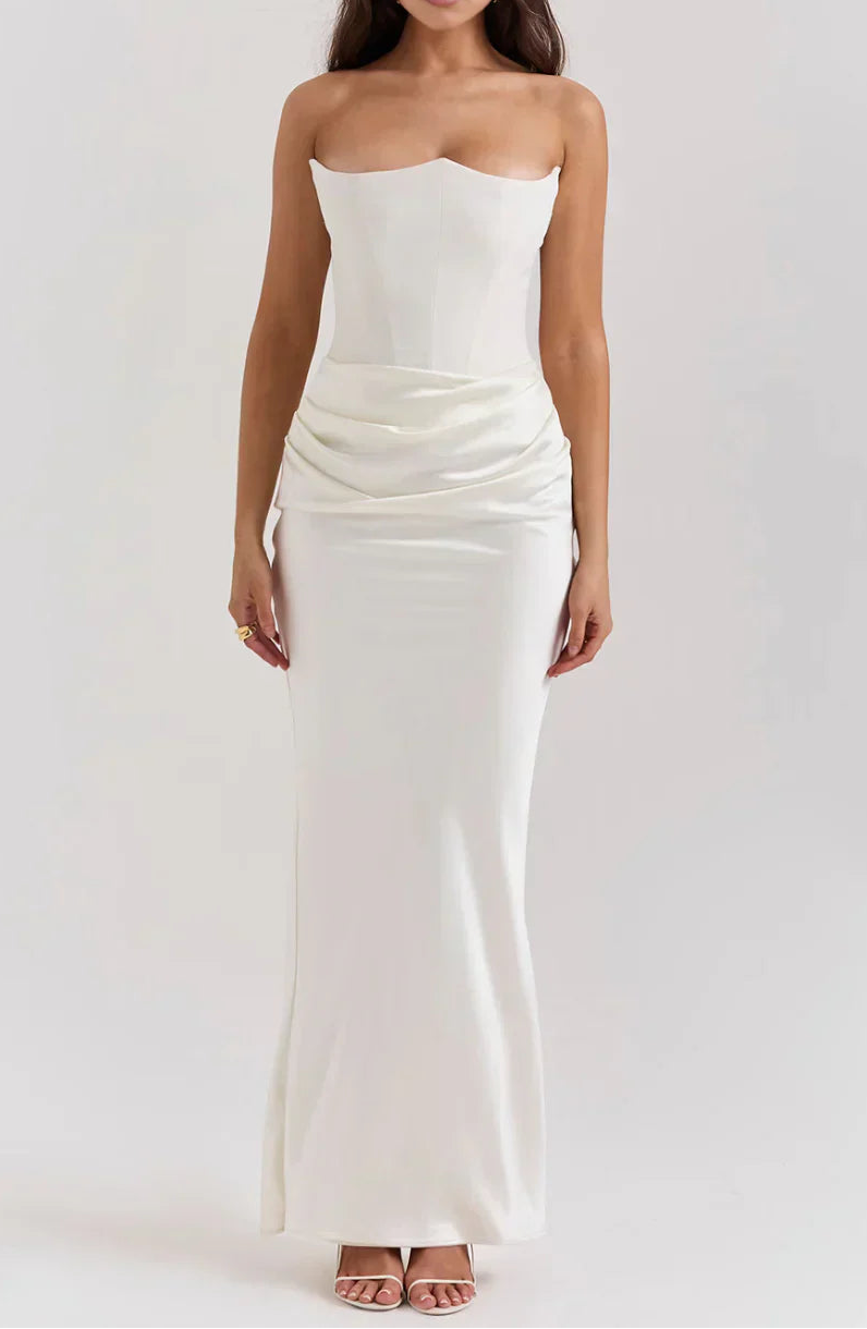 Bella | Elegant Strapless Dress